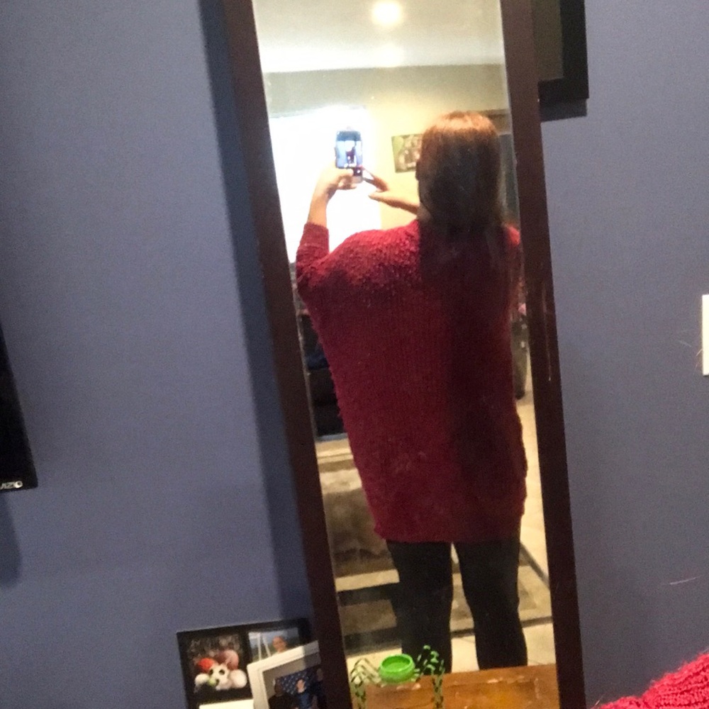 Sweater - Picture 6 of 6